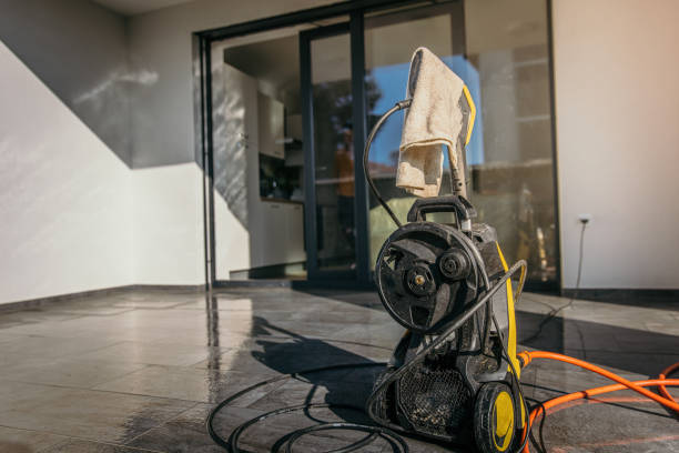 Best Graffiti Removal  in Blaine, MN